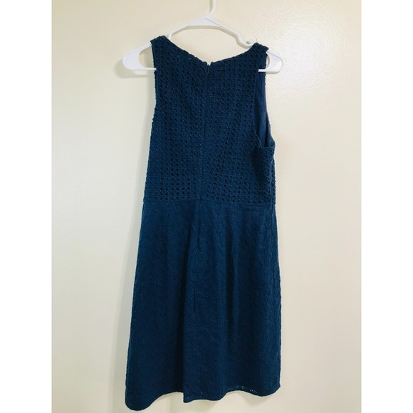 Old Navy Fully Lined Eyelet Lace Fit & Flare Sleeveless Dress, Size 10 - Picture 4 of 4